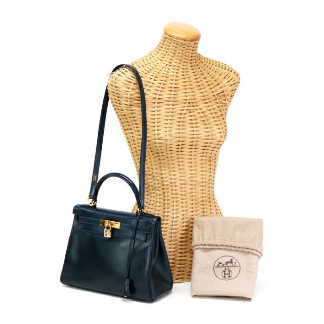 【ABランク】 エルメス HERMES ケリー28 内縫い ボックスカーフ (レザー) GD金具 ○W刻印 1993年 ハンドバッグ 手提げかばん トップハンドルバッグ 2WAYバッグ 肩掛け ヴィンテージ レディース メンズ ブルーインディゴ (ネイビー) 中古 mbd31003の通販は