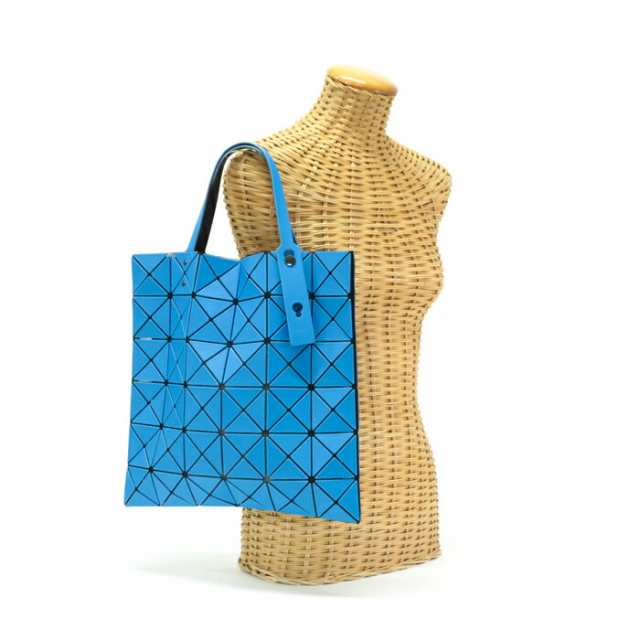 【Aランク】 バオバオ イッセイミヤケ BAO BAO ISSEY MIYAKE ルーセント トートバッグ PVC BB03-AG603-71 ハンドバッグ 手提げかばん レディース メンズ ブルー 美品 中古 mbf15004の通販は