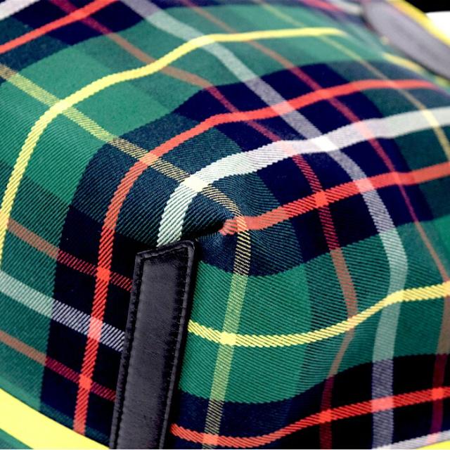 【Aランク】 バーバリー BURBERRY ジャイアント リバーシブル タータントート キャンバス / レザー 4069598 トートバッグ トラベルバッグ レディース メンズ グリーン / ネイビー / レッド / マルチカラー 正規品 美品 中古 mbk19001_5