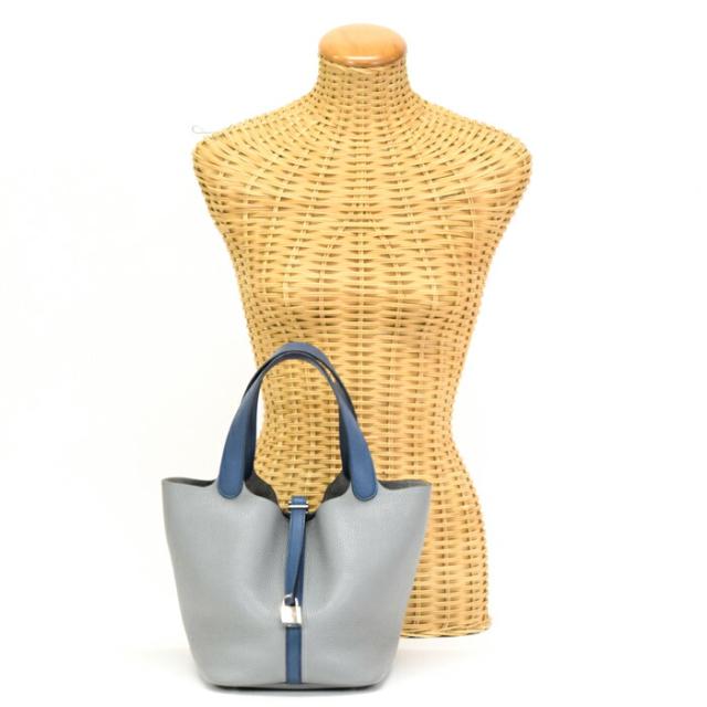 【ABランク】 エルメス HERMES ピコタンロック タッチ MM 22 トリヨンクレマンス / スイフト (レザー) SV金具 A刻印 (2017年) ハンドバッグ トートバッグ レディース グリムエット (ライトグレー) / ブルーアガット (ブルー) 正規品 中古 mbp26001