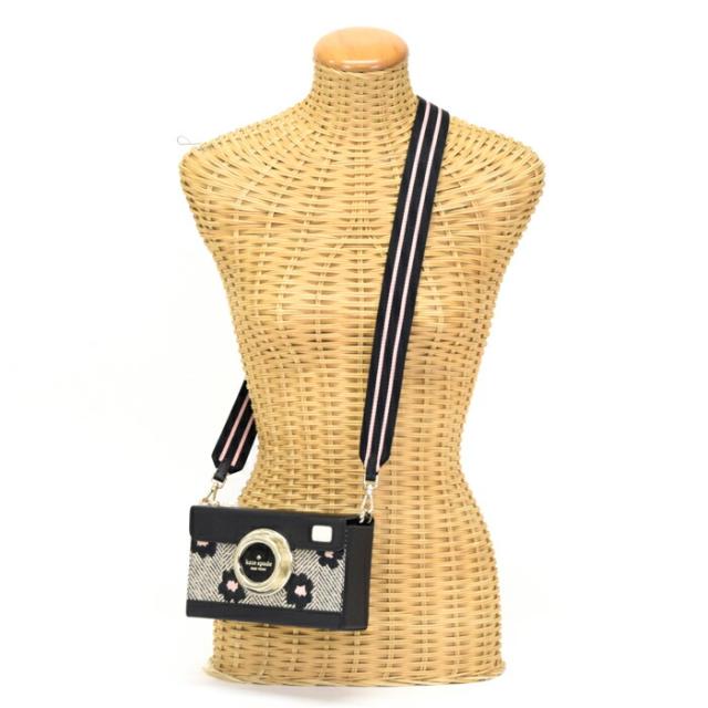 【ABランク】 ケイトスペード kate spade オー スナップ カメラ クロスボディ スムースレザー K8168 BLC ショルダーバッグ 肩掛け 斜めかけ レディース ブラックマルチ 正規品 中古 mbq03008