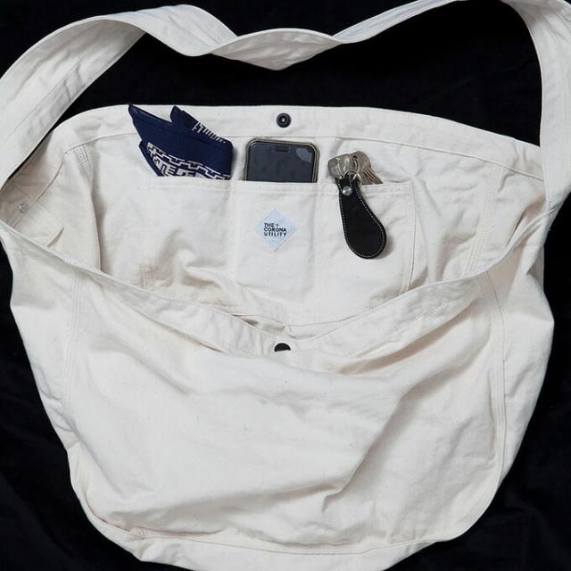 コロナ ユーティリティ / ニュースペーパーバック/ “無地” キナリ