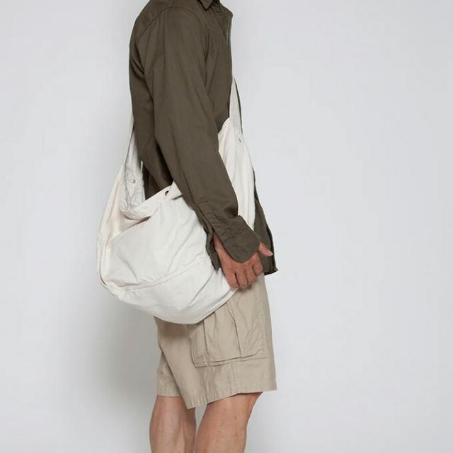 コロナ ユーティリティ / ニュースペーパーバック/ “無地” キナリ