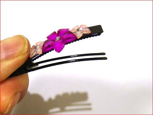 ヘアピン 髪止め 髪飾り ヘアクリップ　花３個付き　ベイククリップ ピンクパープル 1123-83 バレッタ・ヘアクリップ