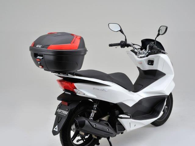 DAYTONA デイトナ GIVI B37N BLADE 未塗装ブラック 78037 その他バイク