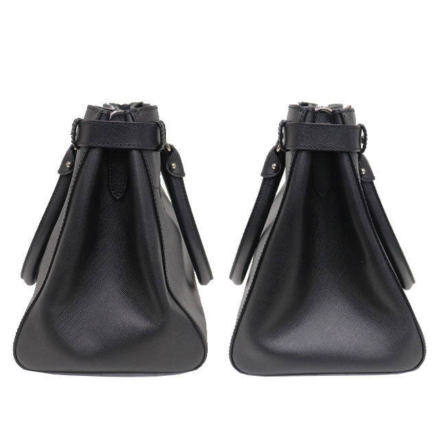 美品】フェラガモトートバッグレザーダブルガンチーニ黒シルバー金具