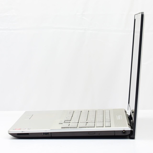 FUJITSU | 富士通 LIFEBOOK NH77/H1 FMVN77H1G [ZZE30017][中古 ノートパソコン /17.3型 /解像度：1920 x 1080 /Windows11 Home /AMD Ryzen 7 /メモリ：16GB /M.2：512GB][17.3インチ /【送料無料（沖縄・離島・一部地域をのぞく）】][Bランク]の通販は
