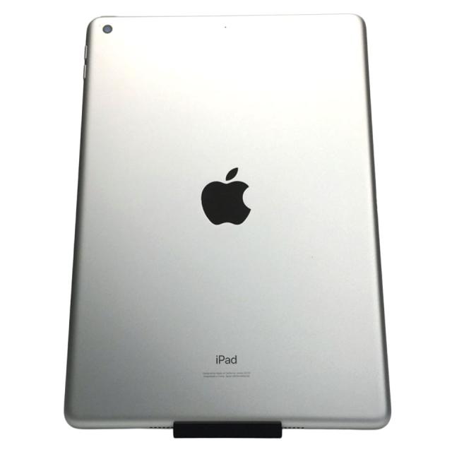 【中古】 Apple iPad 10.2インチ 第8世代 Wi-Fi 32GB シルバー MYLA2J/A (A2270) (ZBE15045)iPad /iPadOS 26.5 /32GB / 発売時期2020年〜