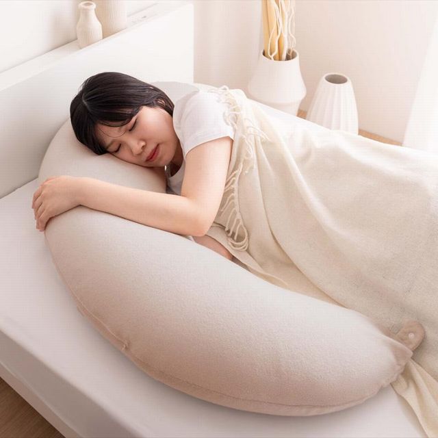 ★国内メーカー保証付★ 抱き枕 ビーズクッション 月型形状 妊婦・産後にも 洗濯可能 衛生的 メーカー直送 送料無料