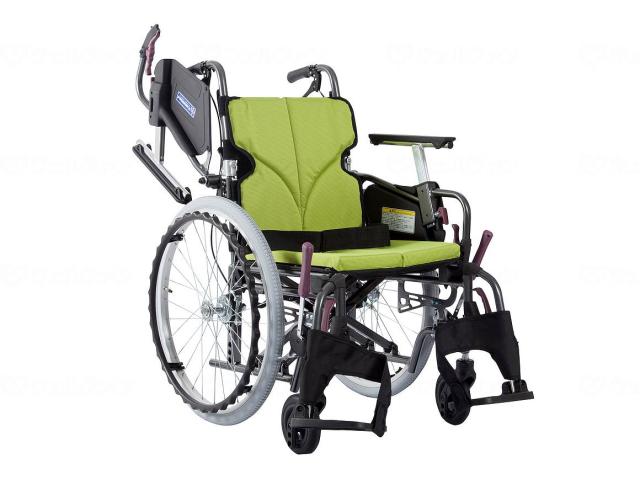 モダンＣｓｔｙｌｅ　自走用　２２インチ中・高床　若葉色（Ｎｏ．８５）　座幅３８−前座４３ｃｍ
