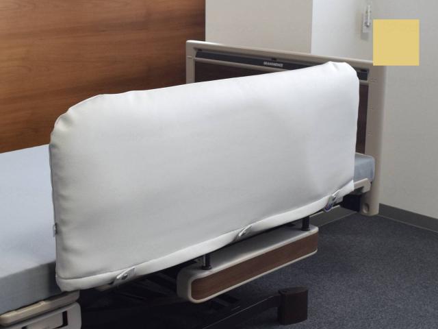 サイドレールクッションカバー（両面）　イエロー　Ｌ