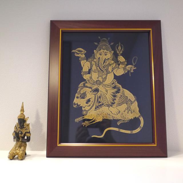布製のキャンバスに描かれたタイ宗教系アート ガネーシャとねずみ ガラス額縁入りです エスニック アジアン雑貨