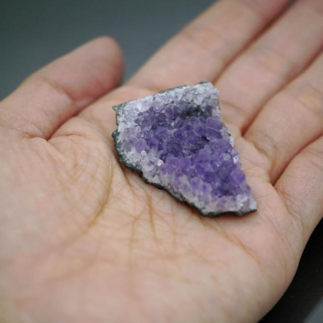 M1788☆アメジストクラスター1.5Kg☆ブラジル産☆天然石☆N50905 M1788