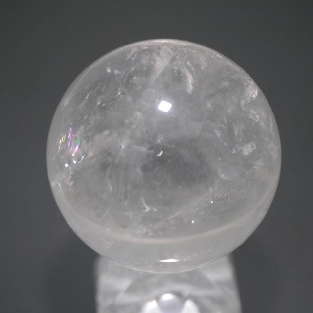 天然本水晶 レムリアンシード＆レインボー丸玉 一点物 46.6mm 約142.5g 台座は付属しません 天然石・置物