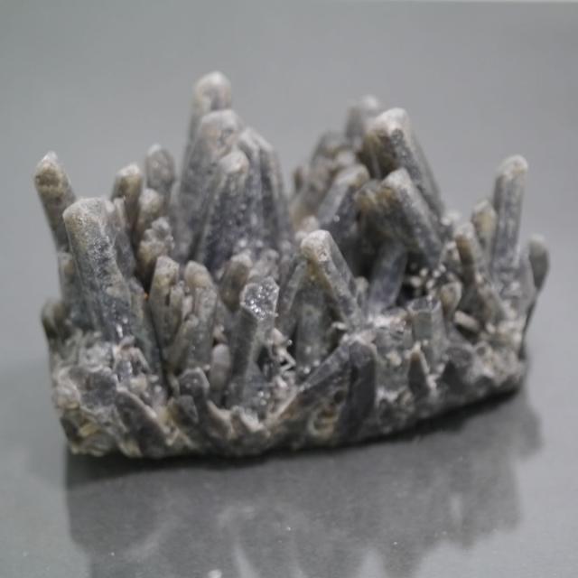 モリオン クラスター ケアンゴーム クラスター チベット産 黒水晶 1点物 魔除け 除障石 破邪 浄化 約380.5g 天然石・置き物