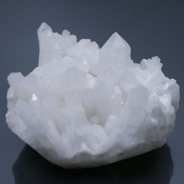 チベット産ヒマラヤ水晶クラスター 1点物 約602g 天然石・置き物 ポスト投函配送不可