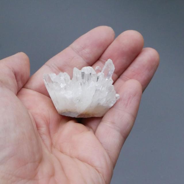 四川省産 菊花水晶 クラスター 1点物 約25g 天然石・置き物 空間 浄化