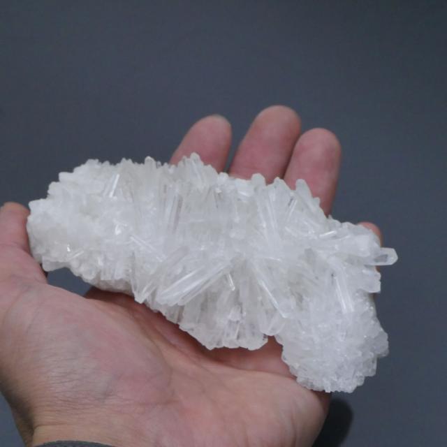 四川省産 菊花水晶 クラスター 1点物 約226g 天然石・置き物 空間 浄化