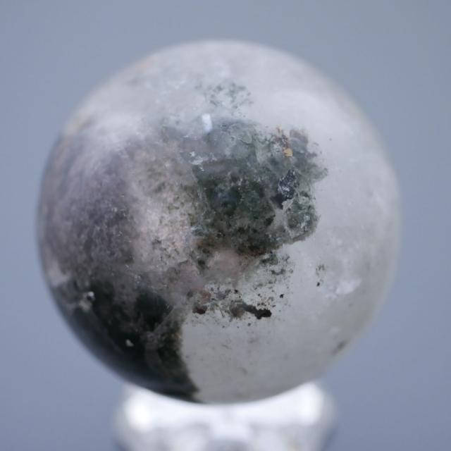 ガーデンクォーツ 庭園水晶 丸玉 52.8mm 202g 天然石 置物 台座は付属しません_7