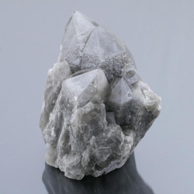 スモーキークォーツクラスター チベット産 1点物 魔除け 除障石 破邪 浄化 約329g 天然石・置き物