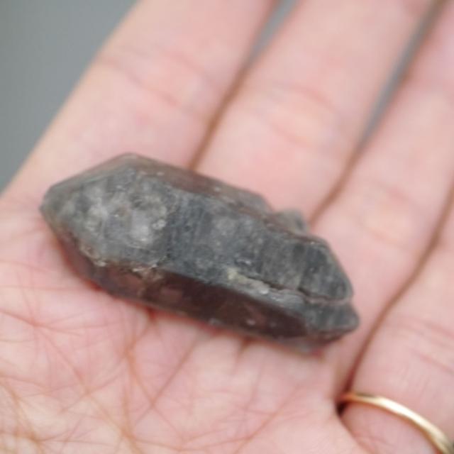 ヒマラヤ ガネーシュヒマール産 エレスチャル ダブルポイント水晶