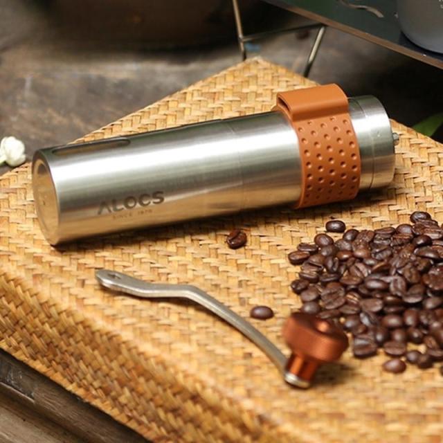 コーヒーミル 手動 手挽きコーヒーミル 粗さ調整可能 省力 均一 豆挽き 高級 プレゼント アウトドア キャンプ キッチン 喫茶店 coffee カフェ
