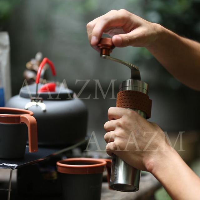 コーヒーミル 手動 手挽きコーヒーミル 粗さ調整可能 省力 均一 豆挽き 高級 プレゼント アウトドア キャンプ キッチン 喫茶店 coffee カフェ_3