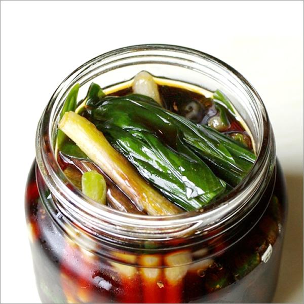 北海道産 天然 行者にんにく醤油漬け 8本 (天然/冷蔵) 希少 品薄 山菜 行者にんにく 行者ニンニク キトピロ 醤油漬け 行者ニンニク醤油漬け ご飯のお供 ギフト 贈り物 お祝い お礼 お返し 内祝い プレゼント 自宅用 家庭用 おうち用 北海道 グルメ お取り寄せ_2