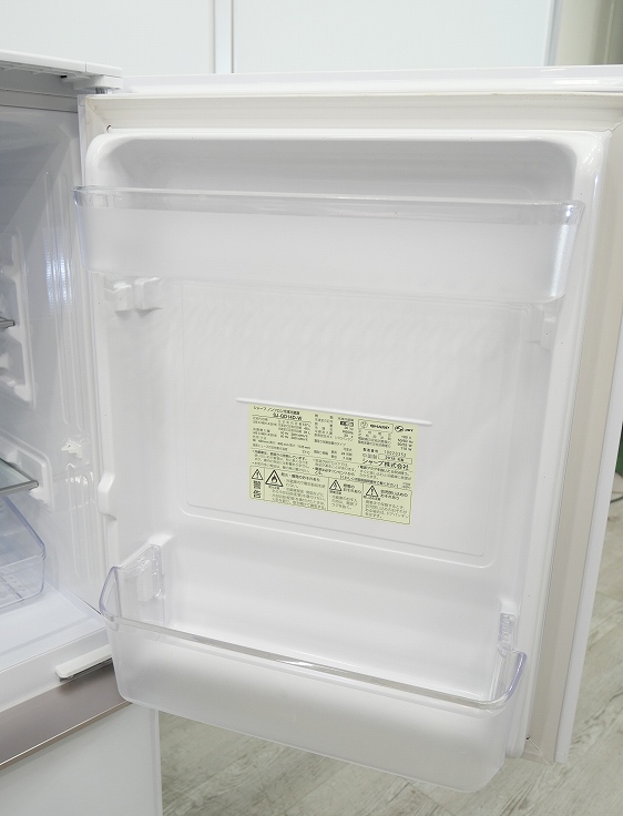 シャープ製/18,年式20年式/137L,5.5kg/中古家電2点セット_3