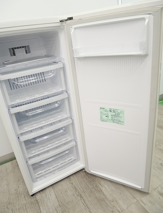 三菱製/2021年式/121L/冷凍庫/MF-U12F-W1_4