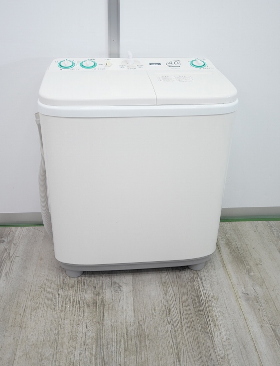 名古屋近郊 配送無料】2023年の高年式！AQUA 2槽式洗濯機 4.0kg