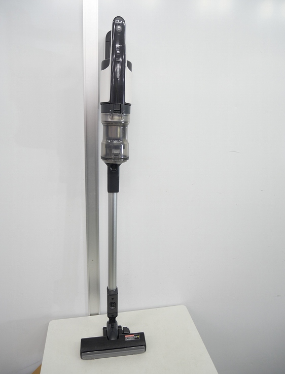 Panasonic製/2018年式/充電式掃除機/MC-VGS8000