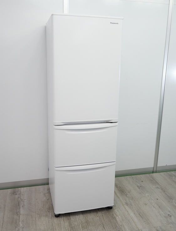 Panasonic製3ドア/2022年式/365L/ノンフロン冷蔵冷凍庫/NR-C373C-W