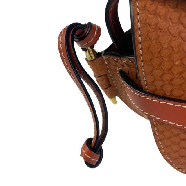 本物 ロエベ ショルダーバッグ レディース クロコダイル 茶色 斜め掛け 小さめ 本物 ロエベ ショルダーバッグ レディース クロコダイル 茶色 斜め掛け