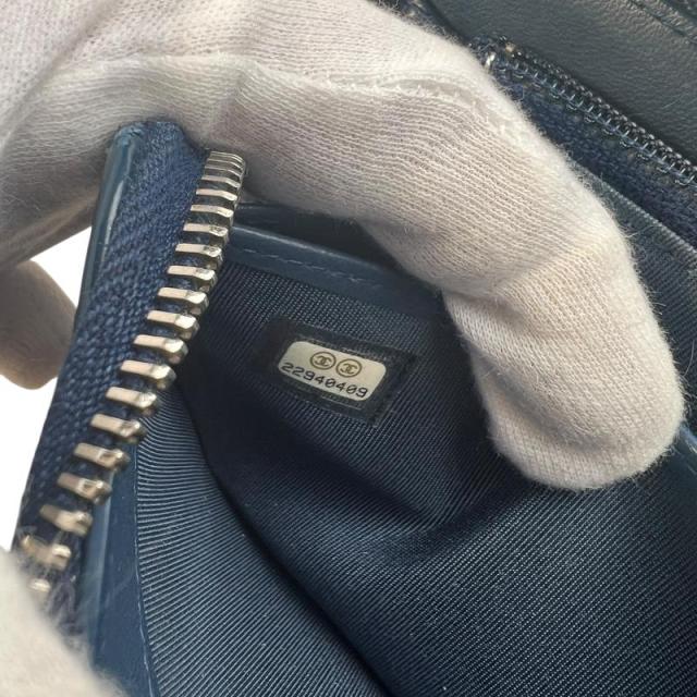 CHANEL シャネル ココマーク 長財布 パテントレザー ブルー 【中古