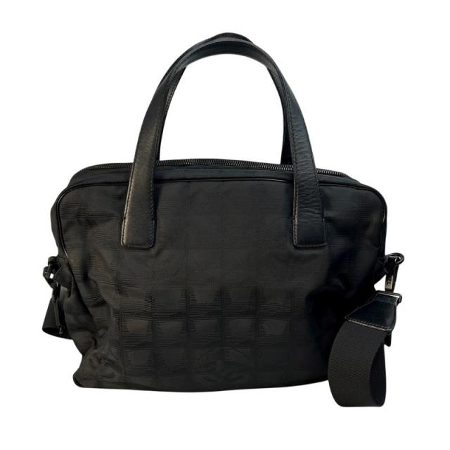CHANEL シャネル ニュートラベルライン ショルダーバッグ キャンバス ブラック 【中古】 レディース