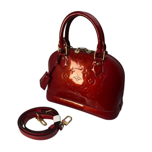 LOUIS VUITTON ルイ・ヴィトン アルマBB ショルダーバッグ エナメル レッド 【中古】 レディース