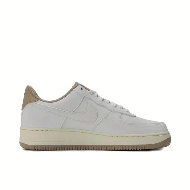 NIKE AIR FORCE 1 07 LV8 FZ5225-100 ナイキ エアフォース 1 07 LV8 サミットホワイト