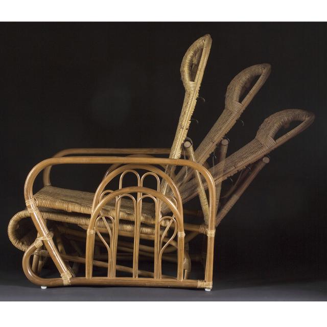 天然籐リクライニングチェア 折りたたみ式 3段階リクライニング マガジンラック付き サイドテーブル付き フットレスト付き 丈夫 あじろ編み おしゃれ プレゼント 贈り物 完成品 送料無料