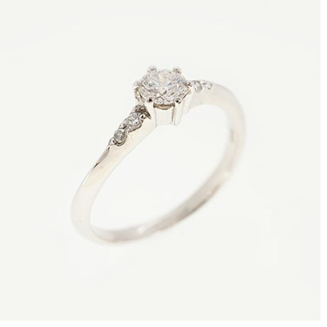 【ju198】 リング Pt900 プラチナ ダイヤモンド 0.24ct/0.04ct 11号 未使用【中古】レディース