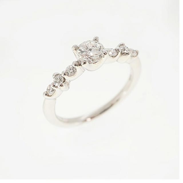 【ju207】 リング Pt900 プラチナ ダイヤモンド 0.301ct/0.150ct 8.5号 未使用【中古】レディース