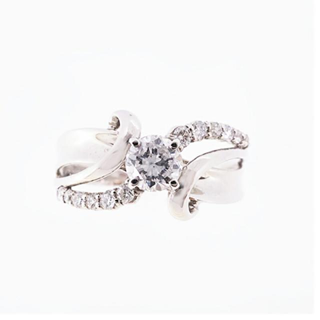 【jv434】 リング Pt900 プラチナ ダイヤモンド 0.39ct/0.15ct 12.5号 未使用【中古】レディース_1