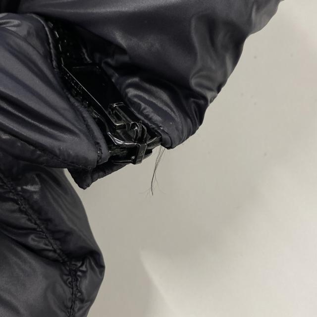 ☆最終価格【5apm0043】モンクレール ダウンジャケット 1 ブラック