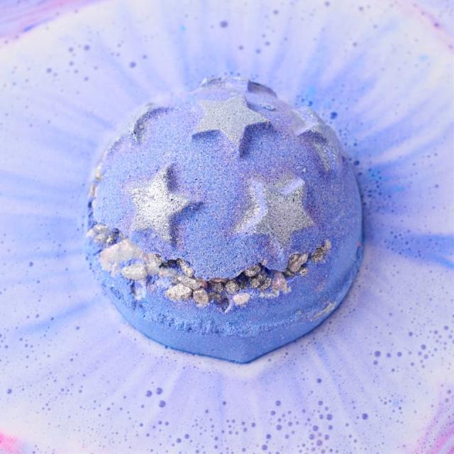 LUSH スノータイム ギフト クリスマス 限定 2025 プレゼント バス用品