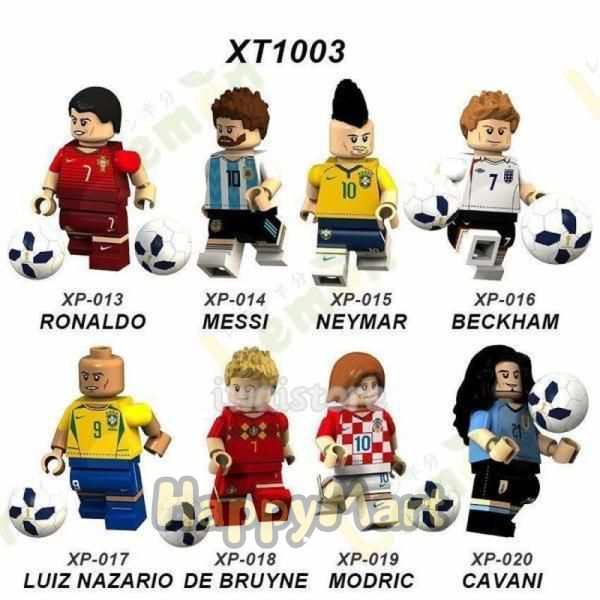 メッシ ネイマール ベッカム サッカー選手8体セット ブロック互換 組み立て式 サッカーボール付き クリスマスプレゼント 誕生日 ワールドカップ スポーツおもちゃ 男の子 女の子 知育玩具