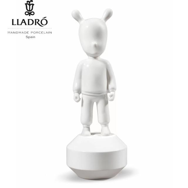 The White Guest 小 LLADRO リヤドロ 白 リアル フィギュリン ゲスト 置物 オブジェ インテリア 人形 磁器 おしゃれ かわいい スペイン プレゼント 玄関 お祝い 新築 開業 癒し リビング 寝室 事務所 オフィス 【正規品】 01007732