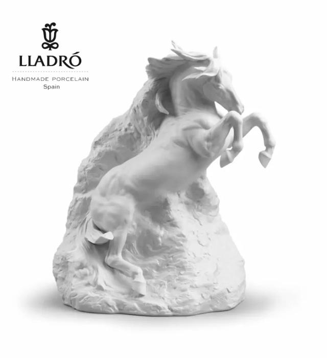 独立自尊  LLADRO 馬 リヤドロ  置物 オブジェ インテリア 人形 磁器 かわいい おしゃれ スペイン プレゼント 玄関 お祝い 新築 開業 癒し リビング 寝室 事務所 オフィス 【正規品】 01008762 217,800円