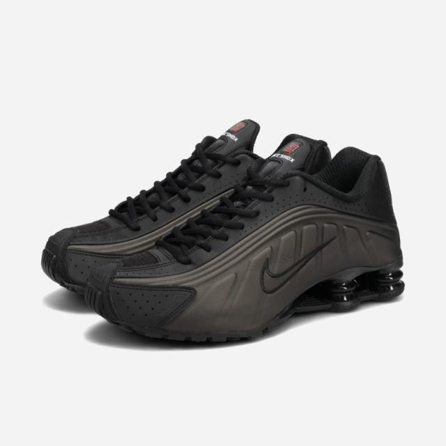 NIKE SHOX R4 ナイキ ショックス R4 メンズ BLACK/BLACK/BLACK/BRIGHT CRIMSON ブラック HQ1988-001