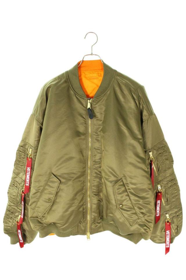 ヴェトモン サイズ:S  UA66JA300E スリーブマルチポケットボンバーH.ブルゾン 新古品 SB01