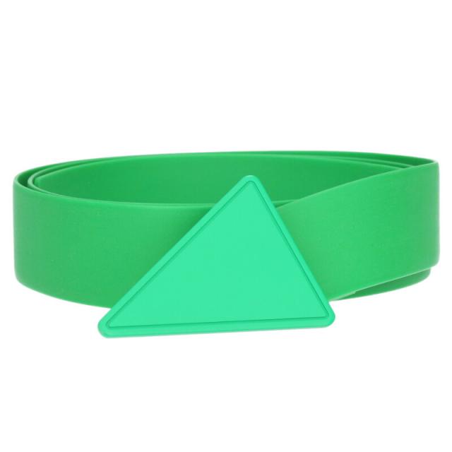 ボッテガヴェネタ サイズ:95  702028 V1ZO0 トライアングルバックルラバーベルト 中古 BS99